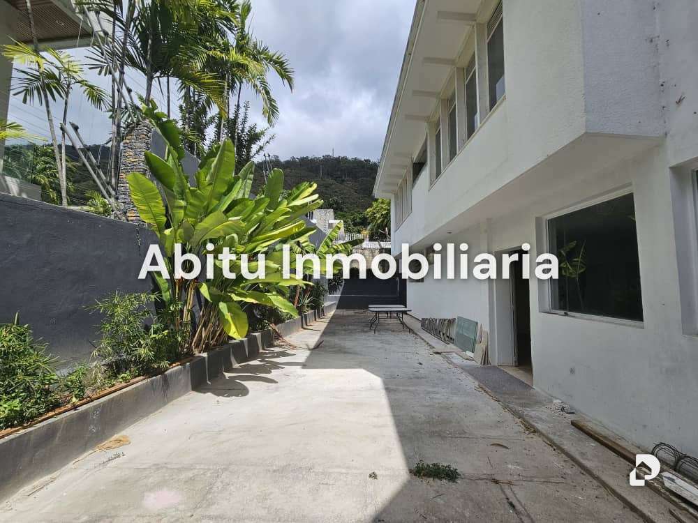 House in Country Club, Caracas – 5