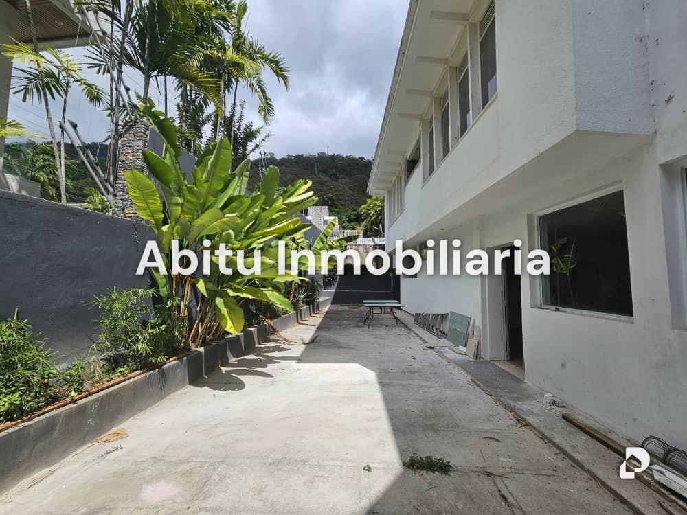 House in Country Club, Caracas – 5