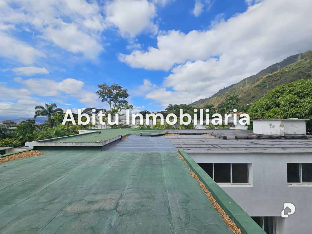 House in Country Club, Caracas – 14