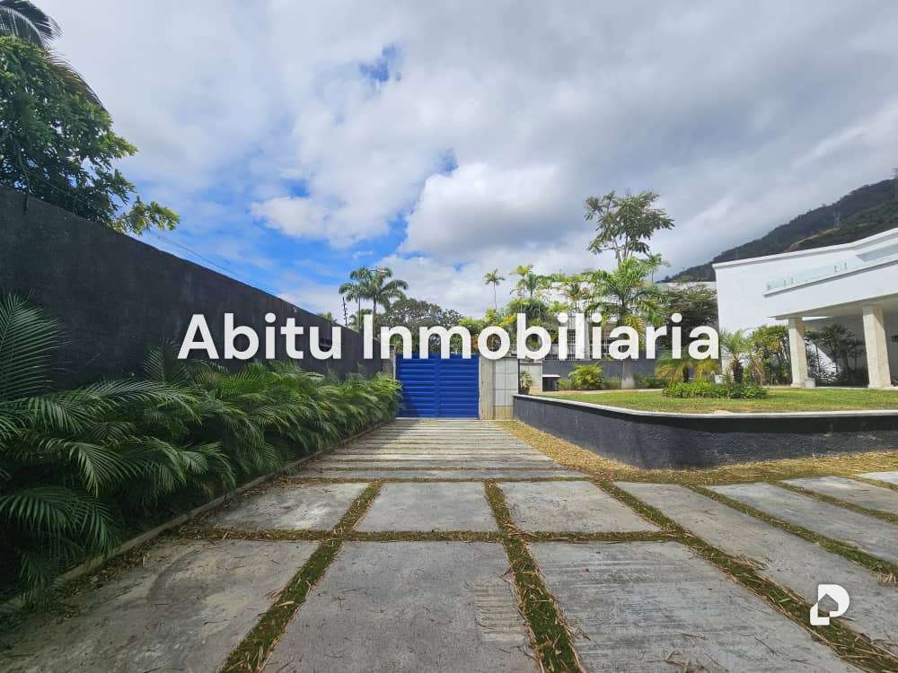 House in Country Club, Caracas – 4