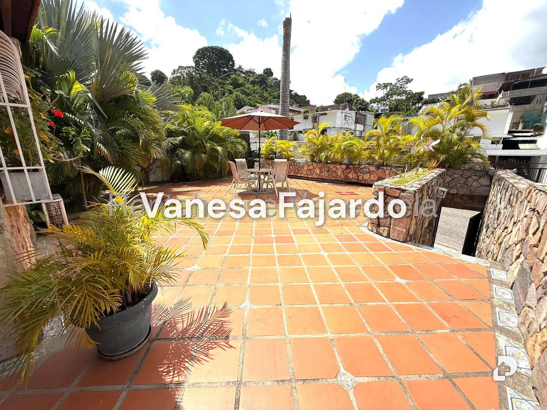 Casa en El Cafetal, Caracas – 13