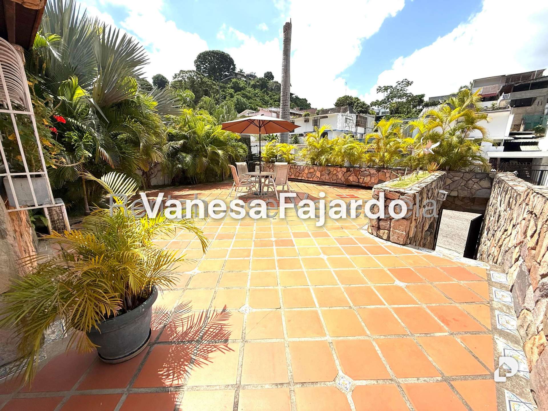 Casa en El Cafetal, Caracas – 14