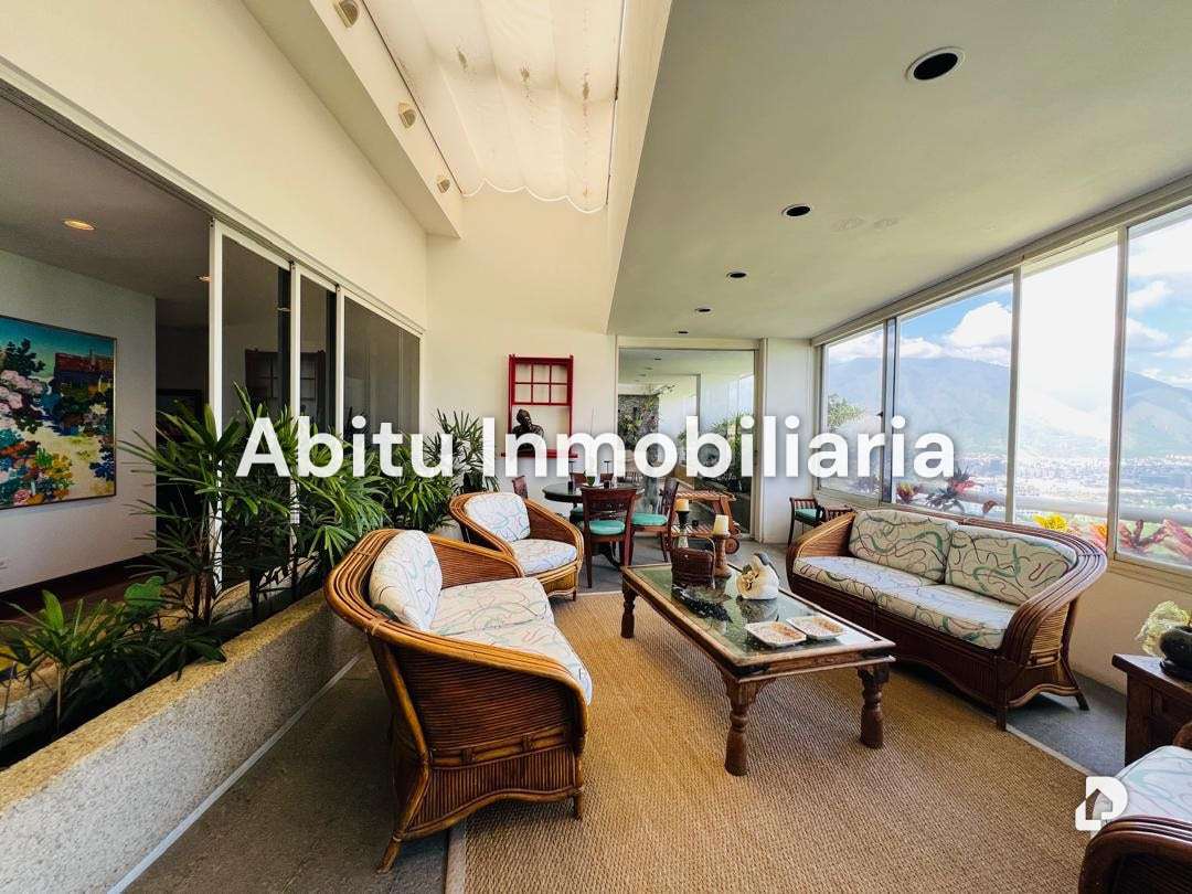 Apartamento en Lomas de San Román, Caracas – 11