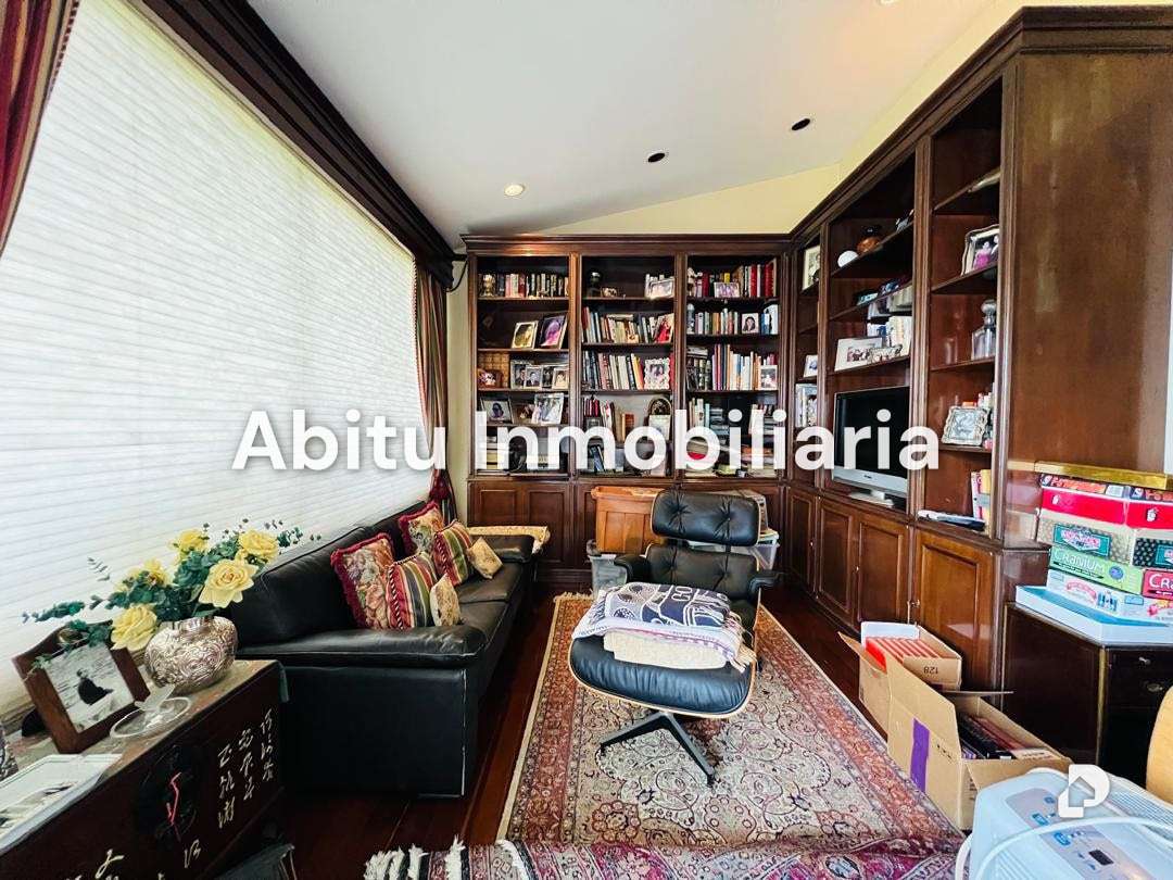 Apartamento en Lomas de San Román, Caracas – 16
