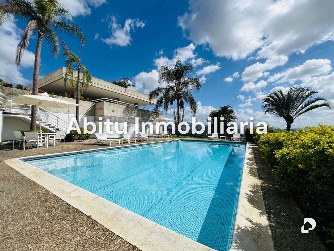 Apartamento en Lomas de San Román, Caracas – 2