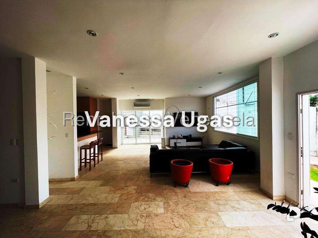 Casa en Alto Prado, Caracas – 3