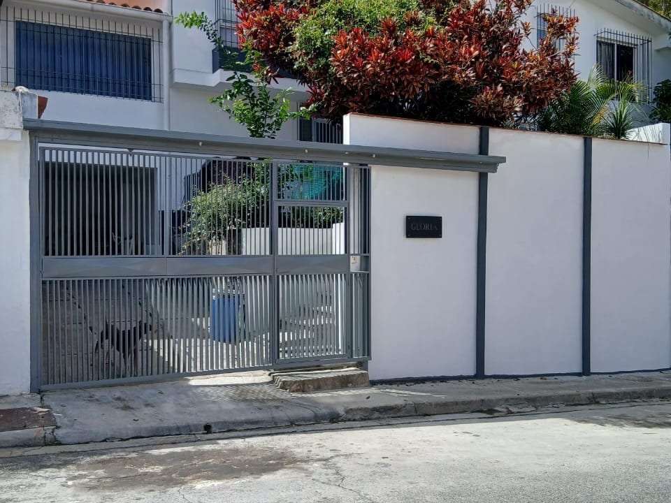 Casa en Alto Prado, Caracas - 1