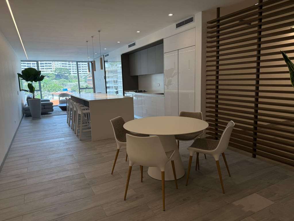 Apartamento en Las Mercedes, Caracas - 1