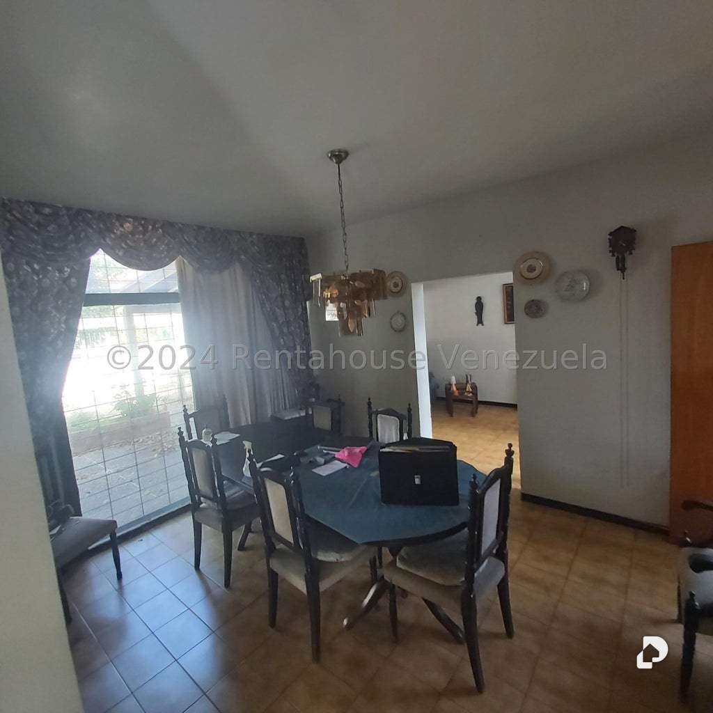 Casa en Sorocaima, Caracas – 14
