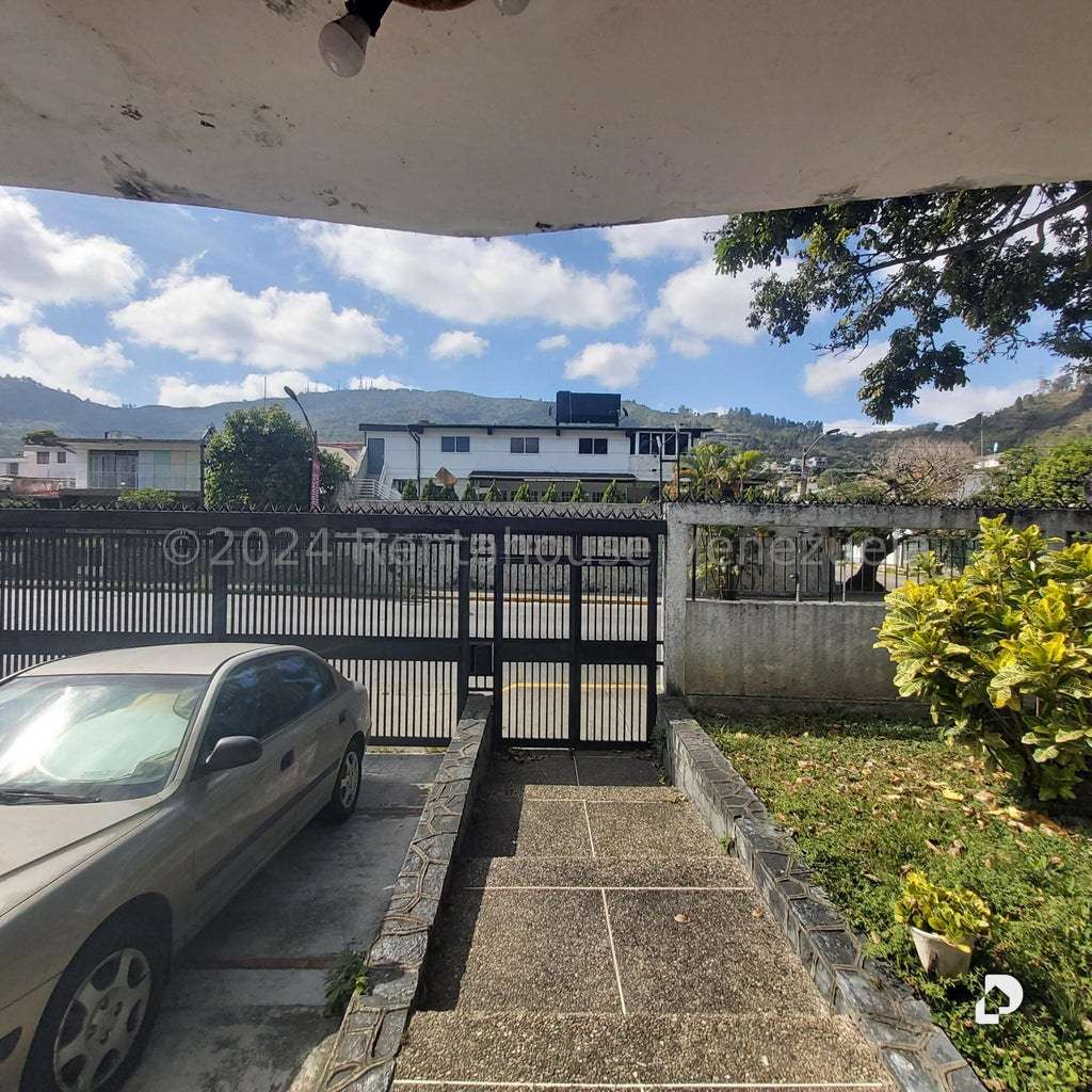 Casa en Sorocaima, Caracas – 4