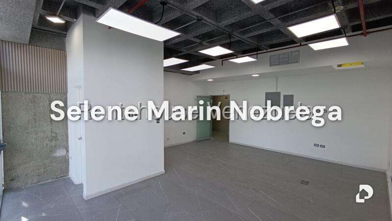 Oficina en Las Mercedes, Caracas – 12