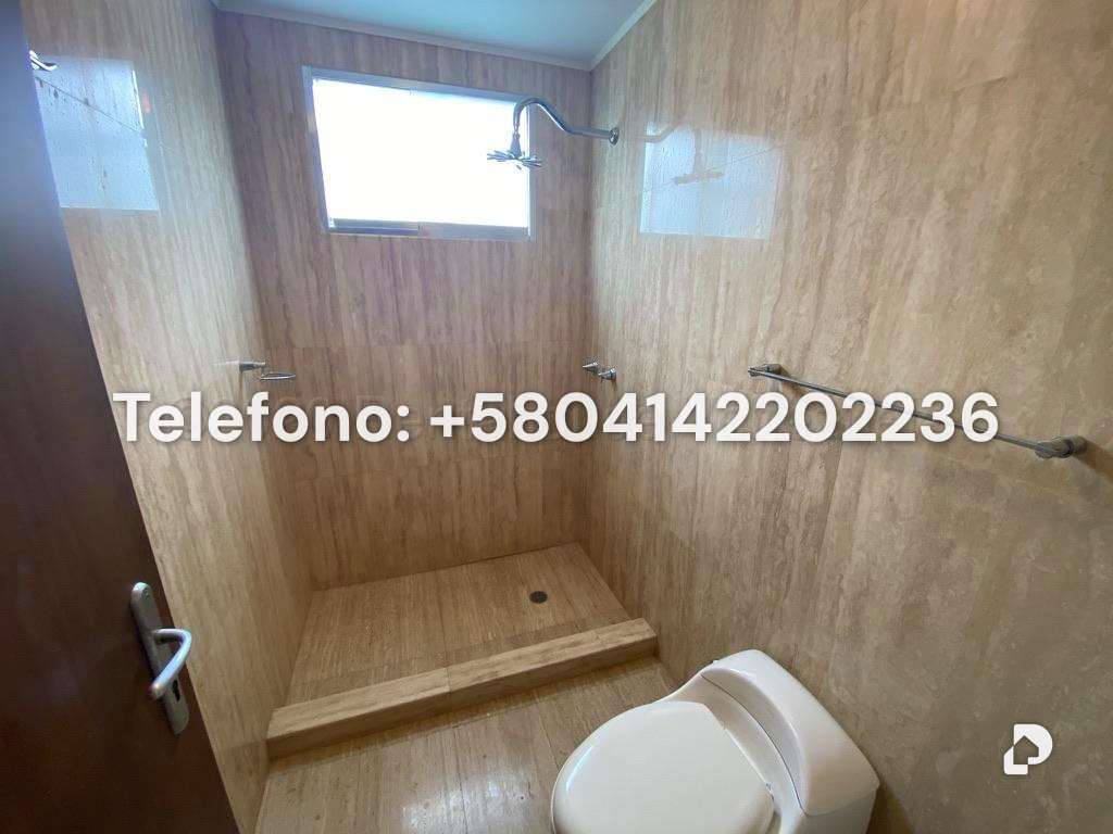 Casa en Prados del Este, Caracas – 27