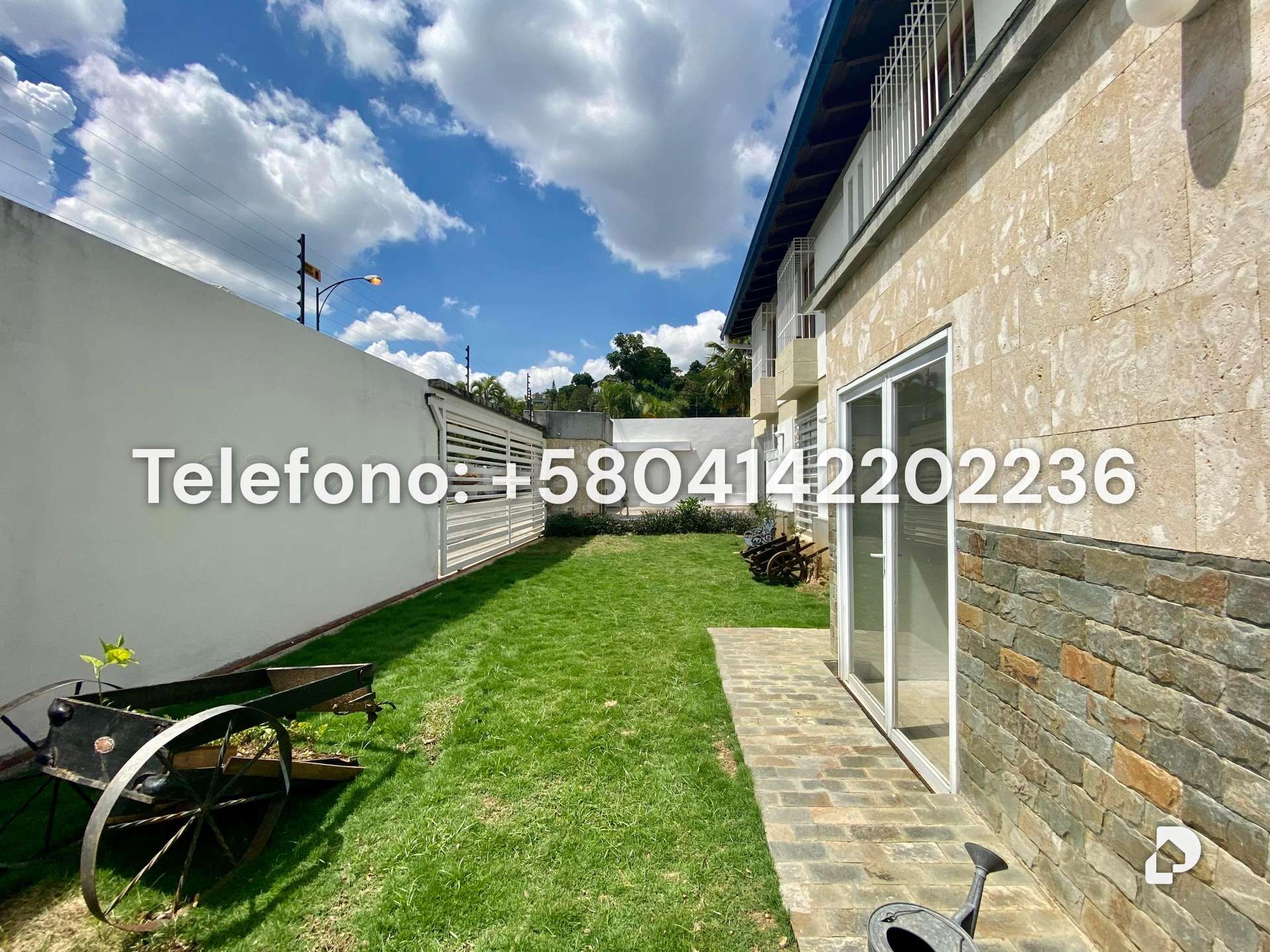 Casa en Prados del Este, Caracas – 28