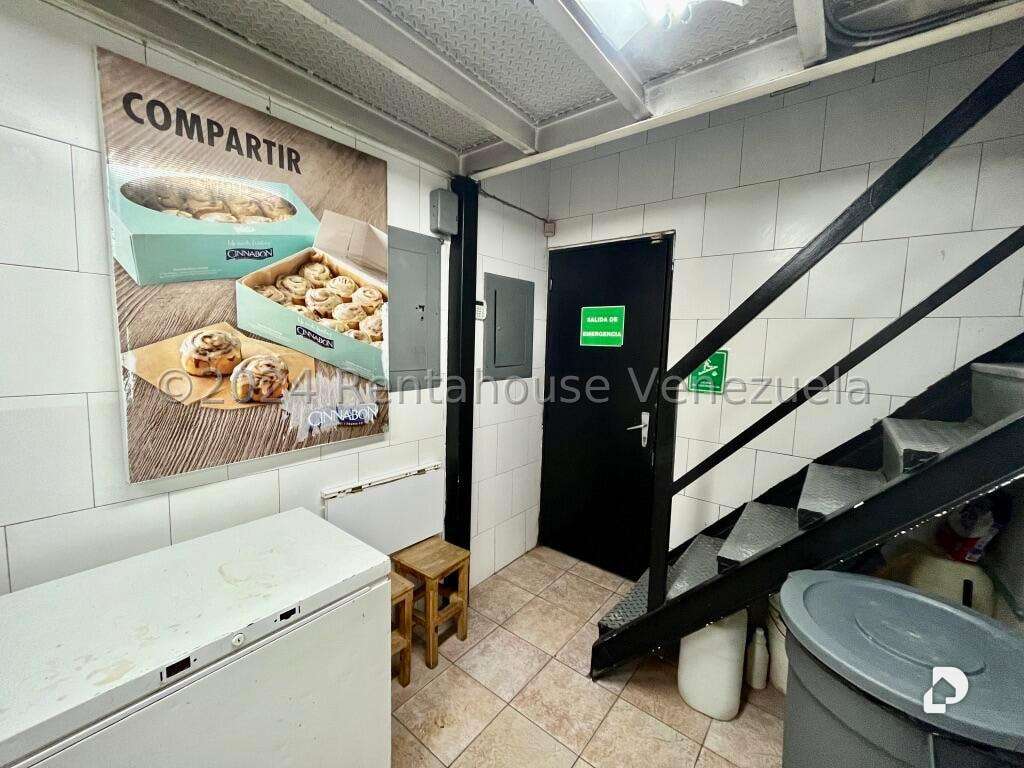 Local comercial en El Recreo, Caracas – 13