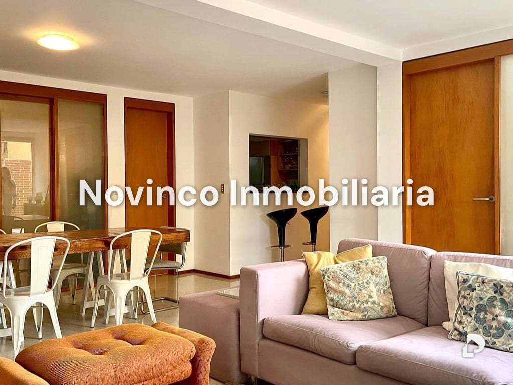 Apartment in La Castellana, Caracas – 3