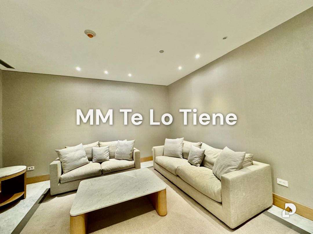 Oficina en La Castellana, Caracas – 18