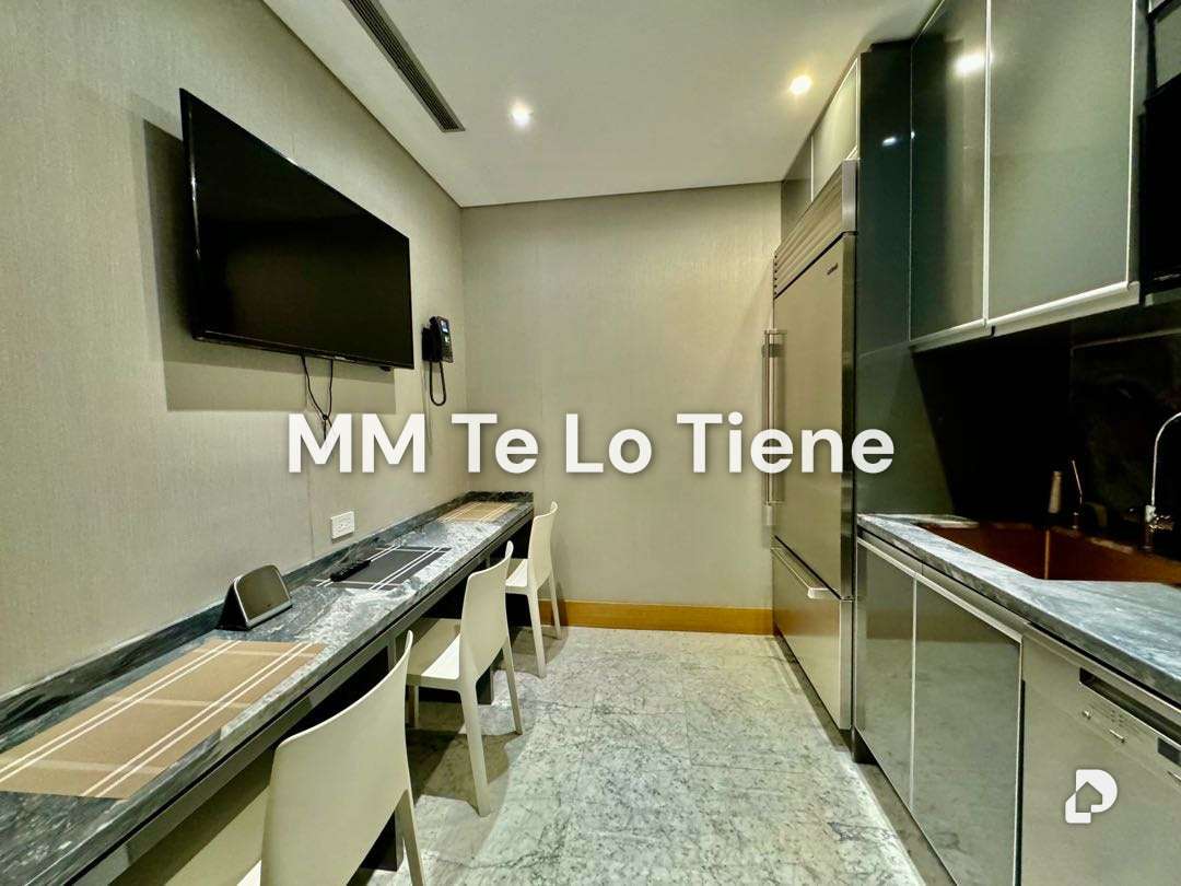 Oficina en La Castellana, Caracas – 12