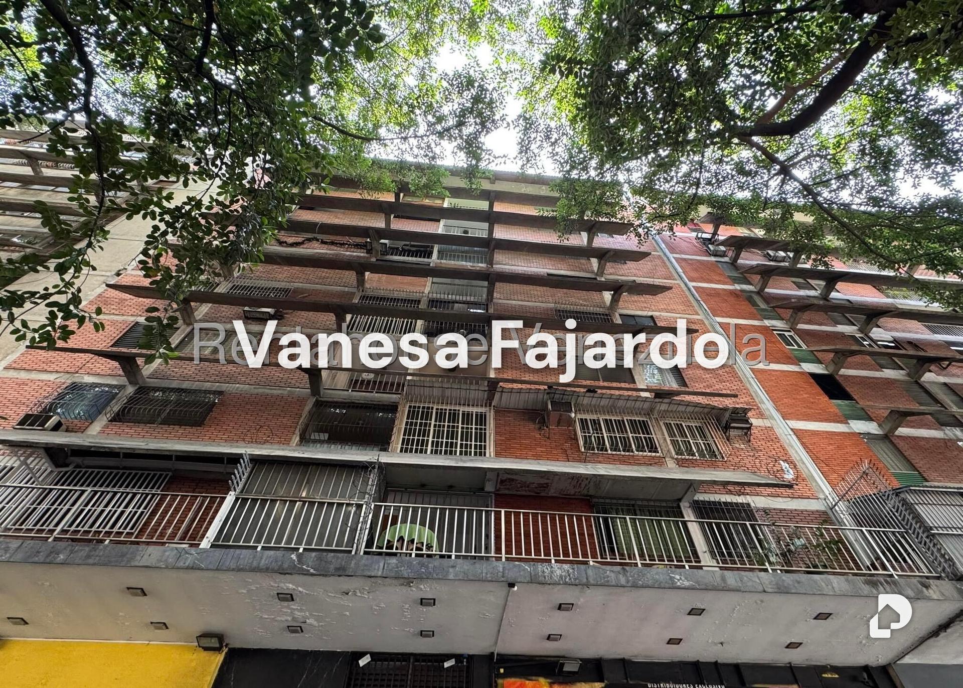 Apartamento en Sabana Grande, Caracas – 1