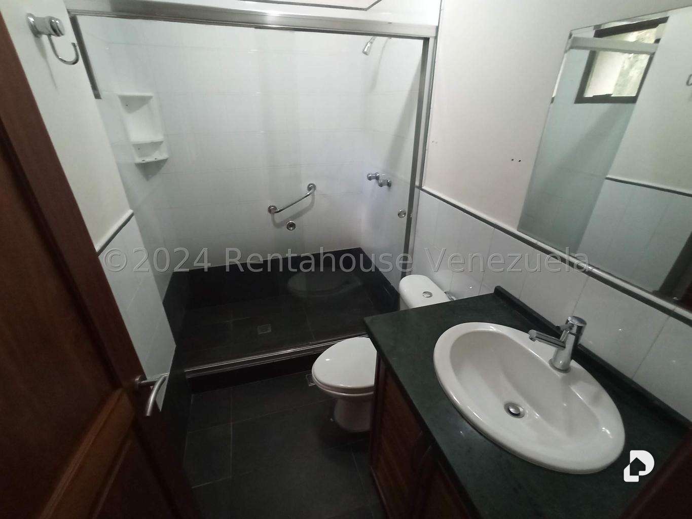 Casa en La Lagunita Country Club, Caracas – 14