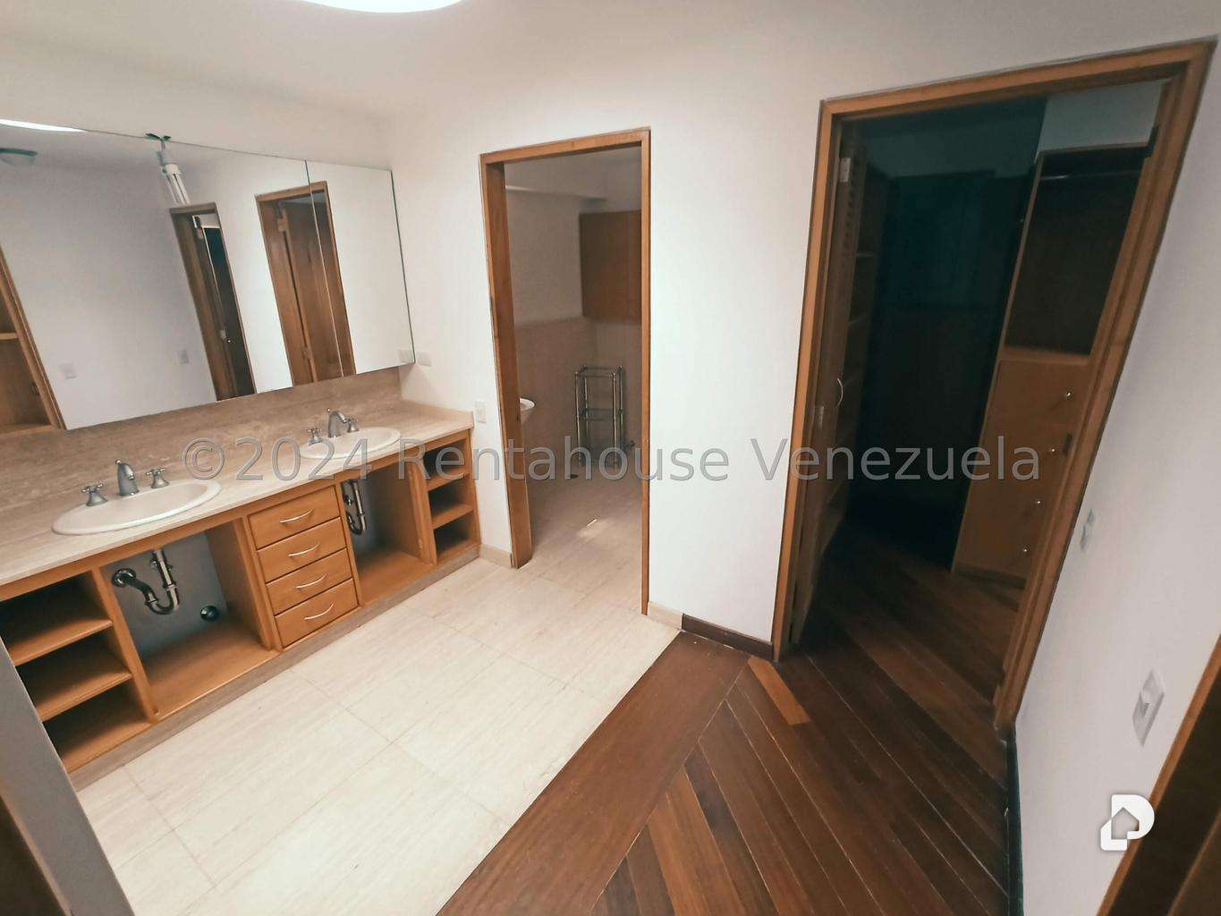 Casa en La Lagunita Country Club, Caracas – 4