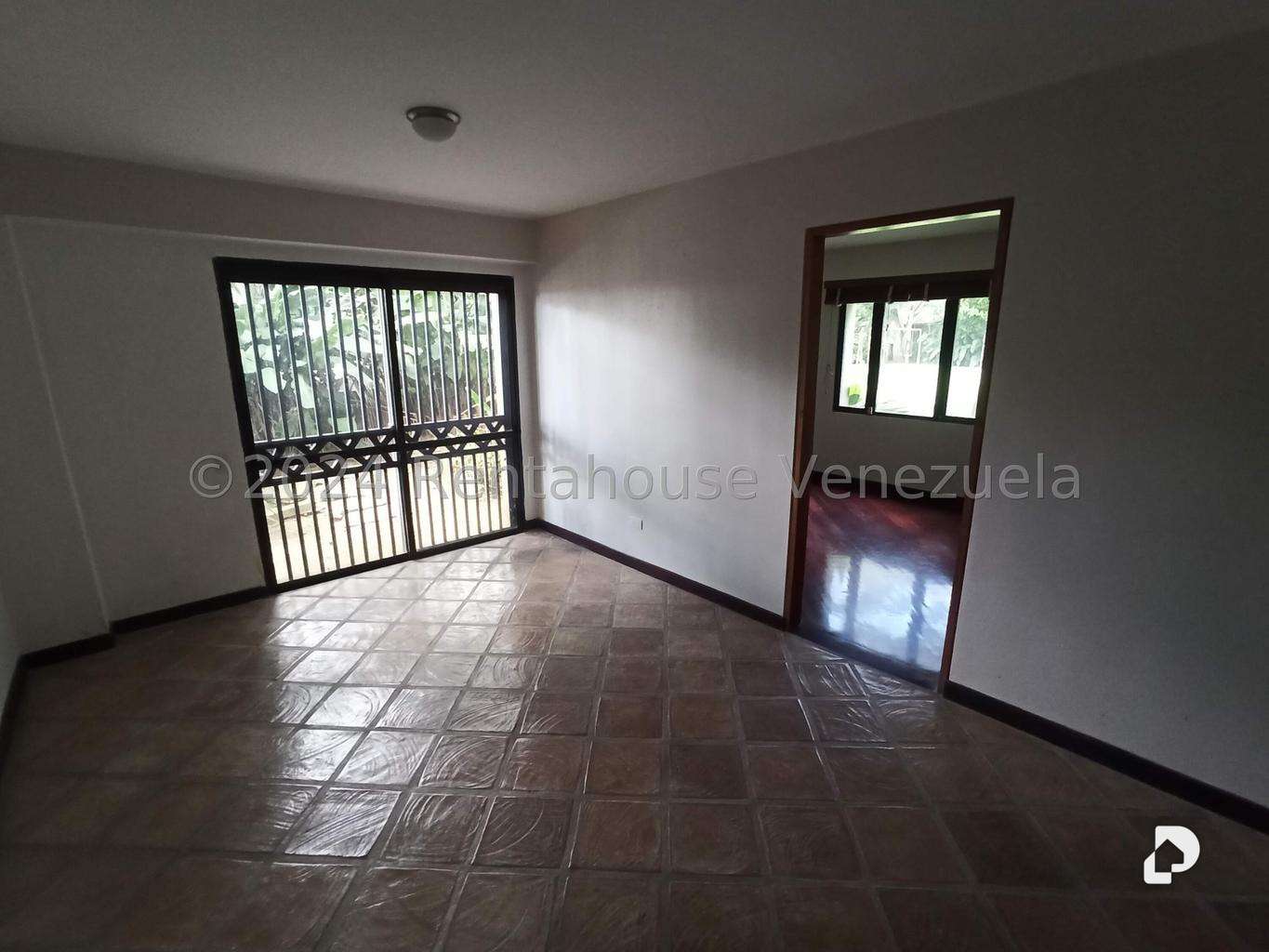 Casa en La Lagunita Country Club, Caracas – 13