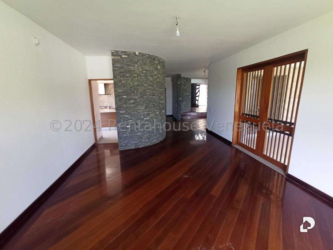 Casa en La Lagunita Country Club, Caracas – 23