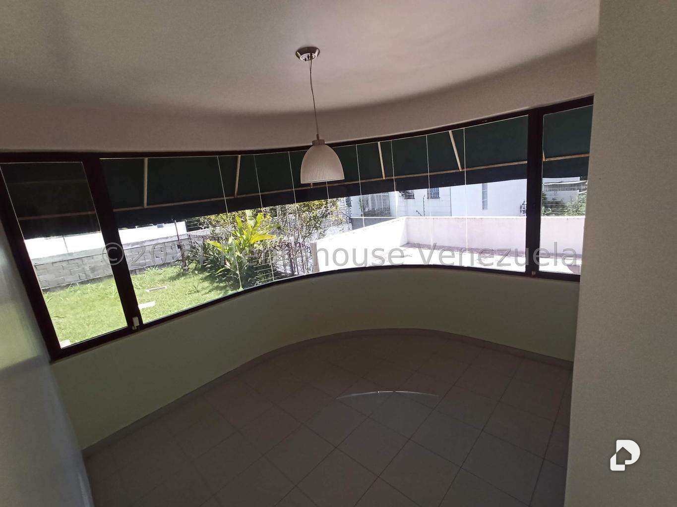 Casa en La Lagunita Country Club, Caracas – 11