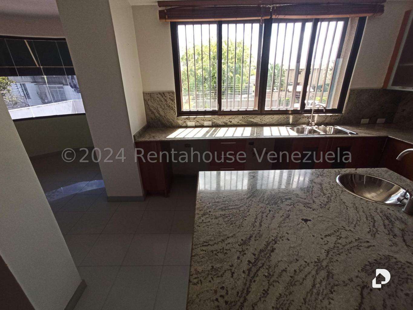 Casa en La Lagunita Country Club, Caracas – 21