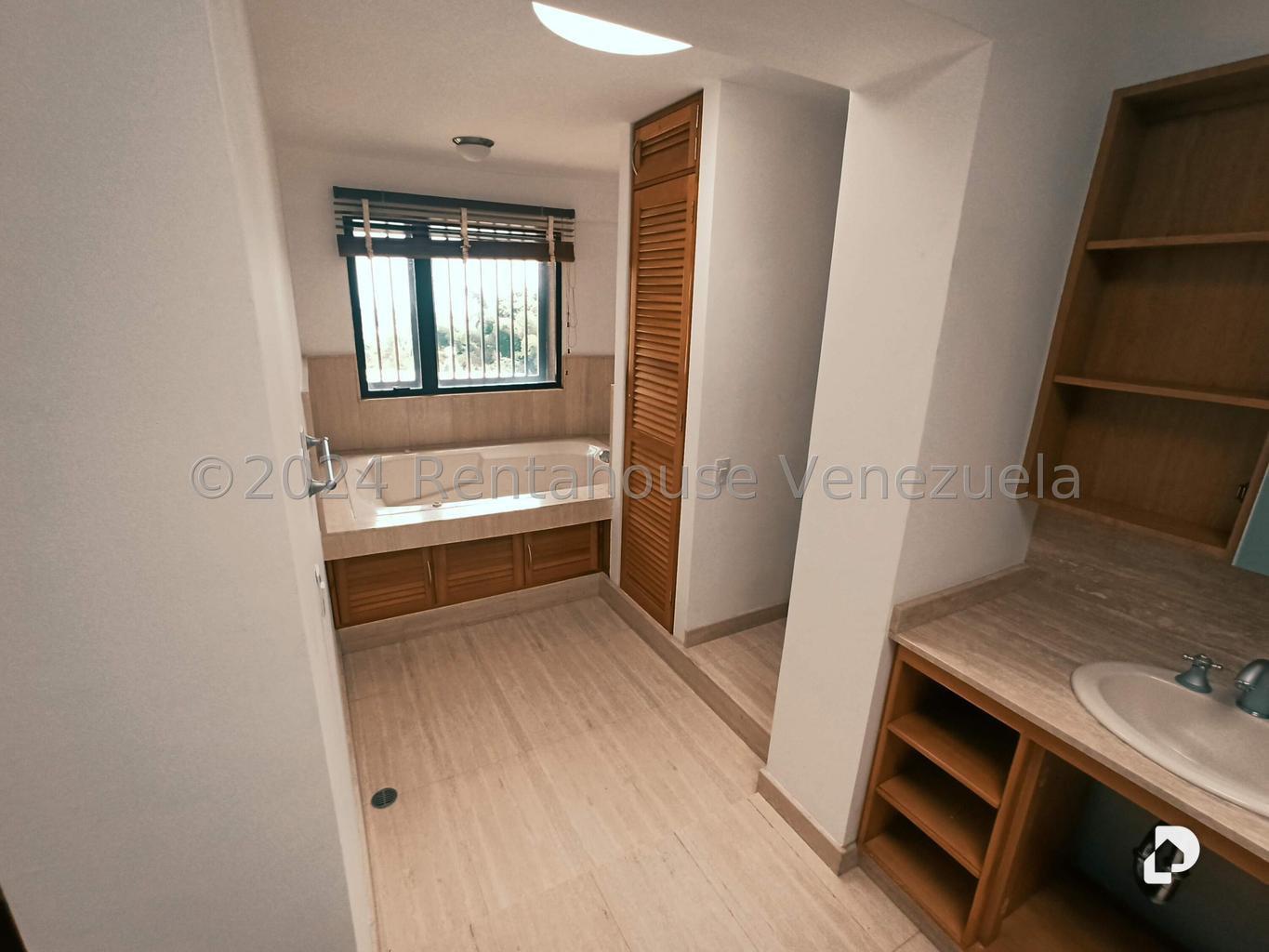Casa en La Lagunita Country Club, Caracas – 3