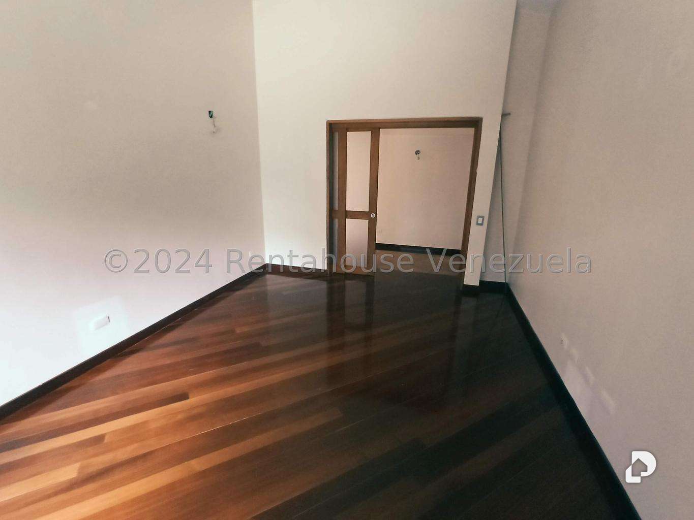 Casa en La Lagunita Country Club, Caracas – 2