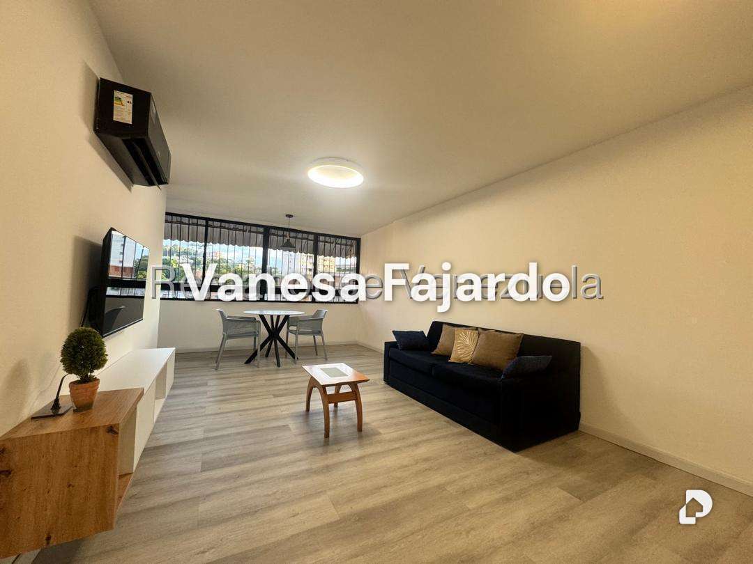 Apartamento en Colinas de Bello Monte, Caracas – 12