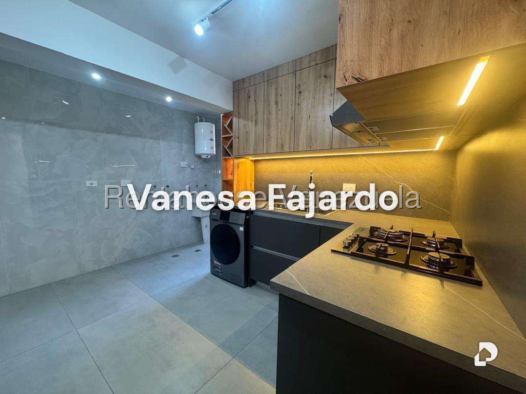 Apartamento en Colinas de Bello Monte, Caracas – 18