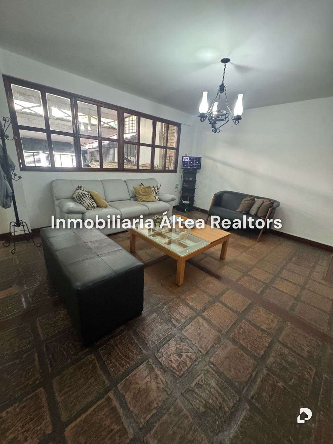 Casa en La Ciudadela, Caracas – 11