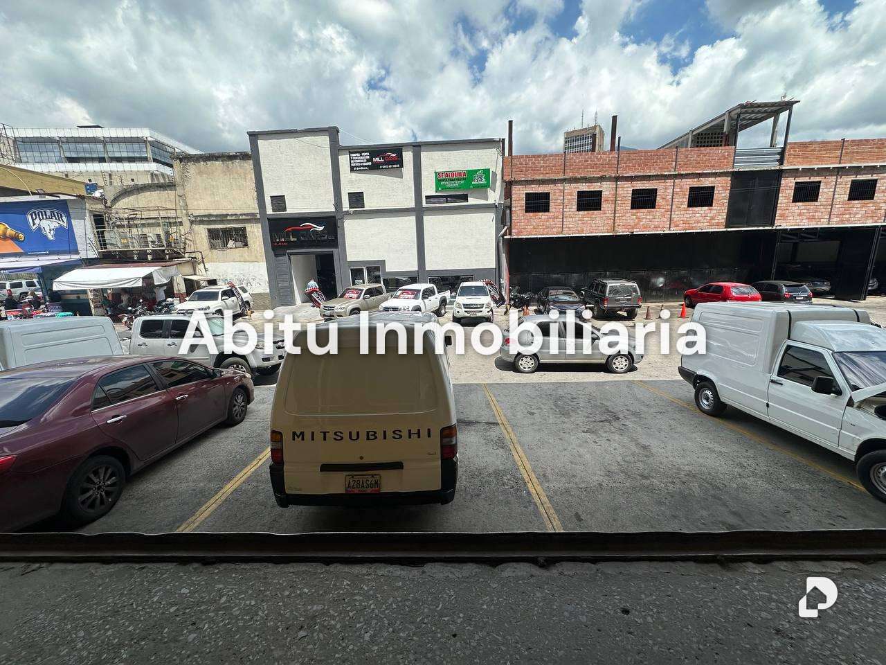 Local comercial en Los Cortijos de Lourdes, Caracas – 10