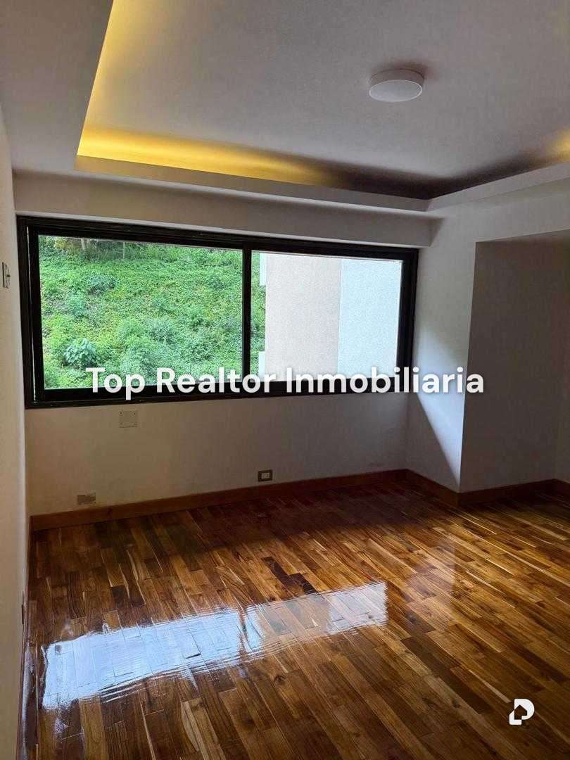 Apartamento en Altamira, Caracas – 19