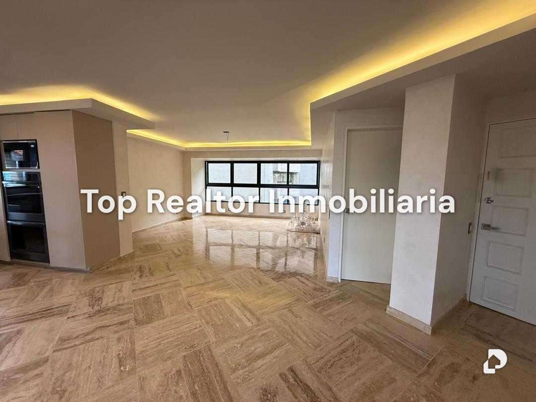Apartamento en Altamira, Caracas – 10