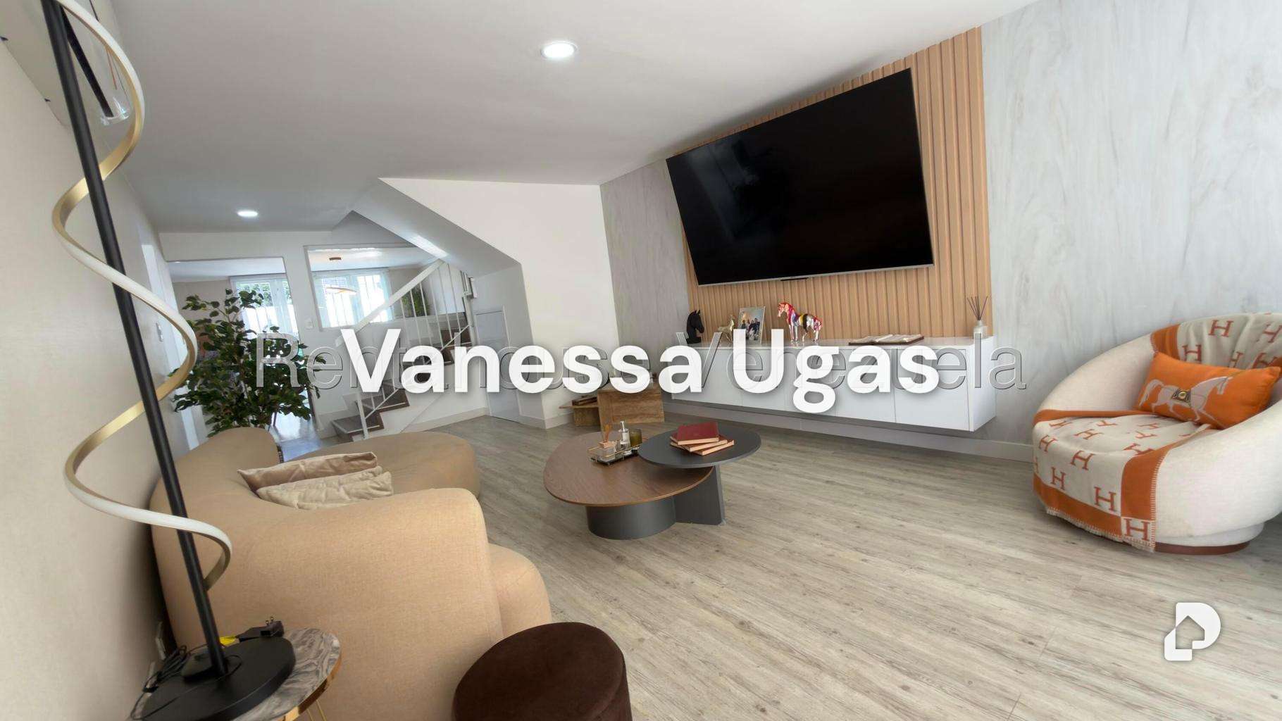 Casa en Alto Prado, Caracas – 7