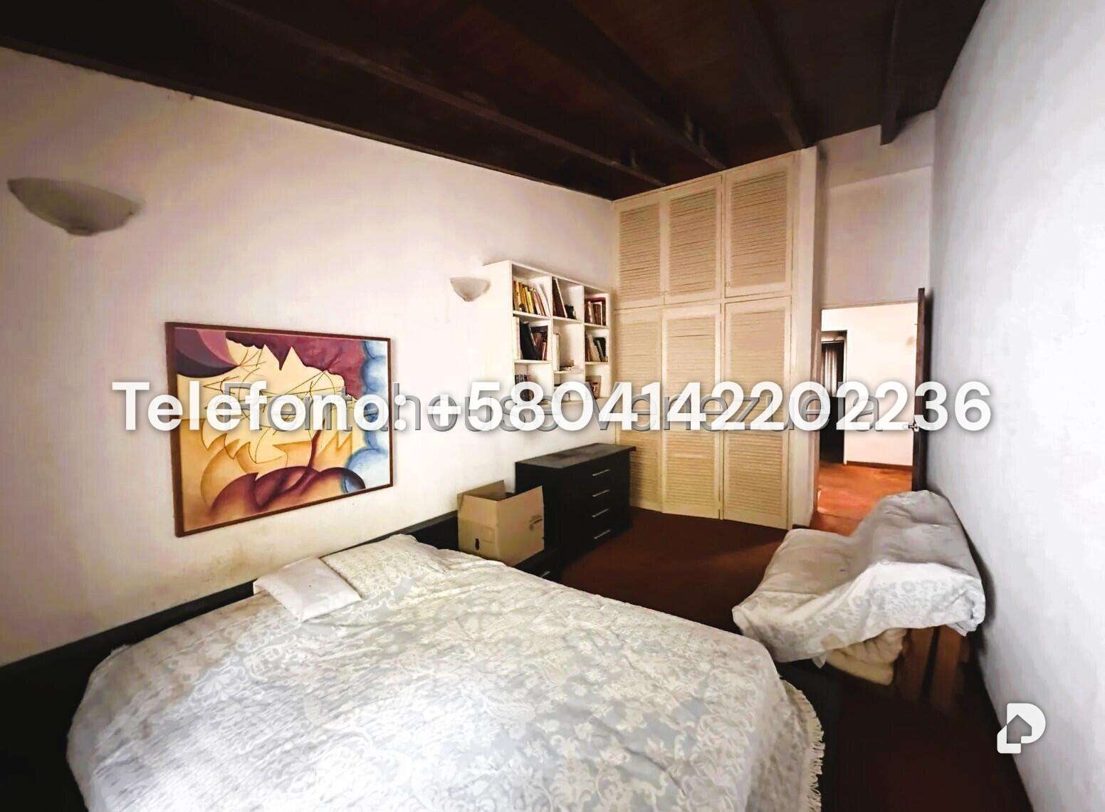 Casa en Alto Prado, Caracas – 19