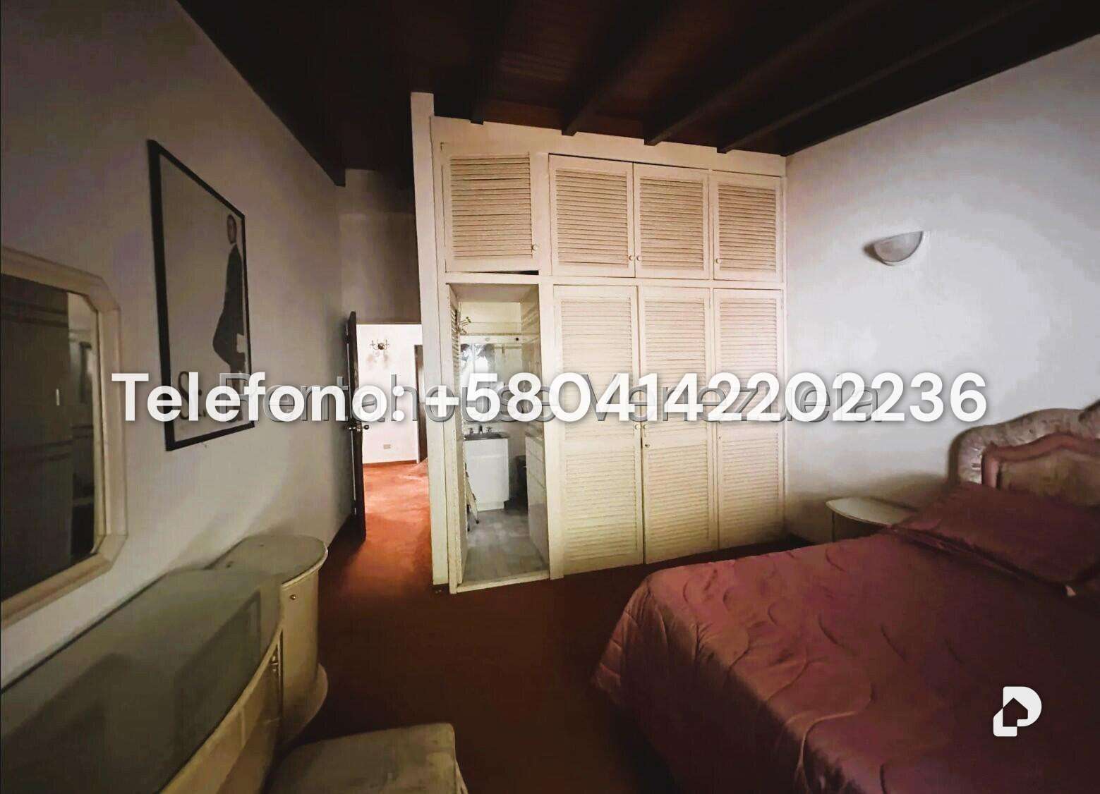 Casa en Alto Prado, Caracas – 20