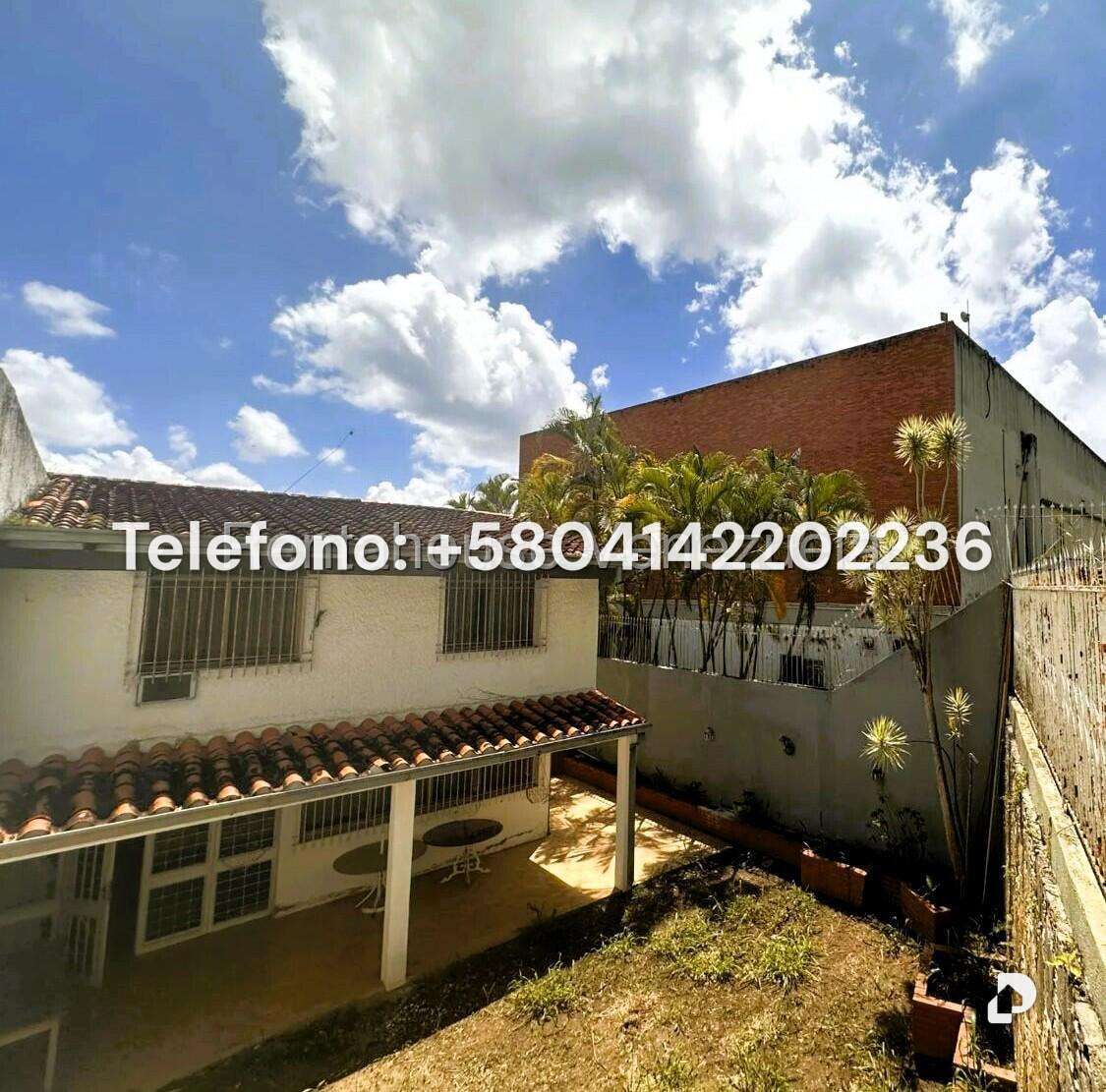 Casa en Alto Prado, Caracas – 11