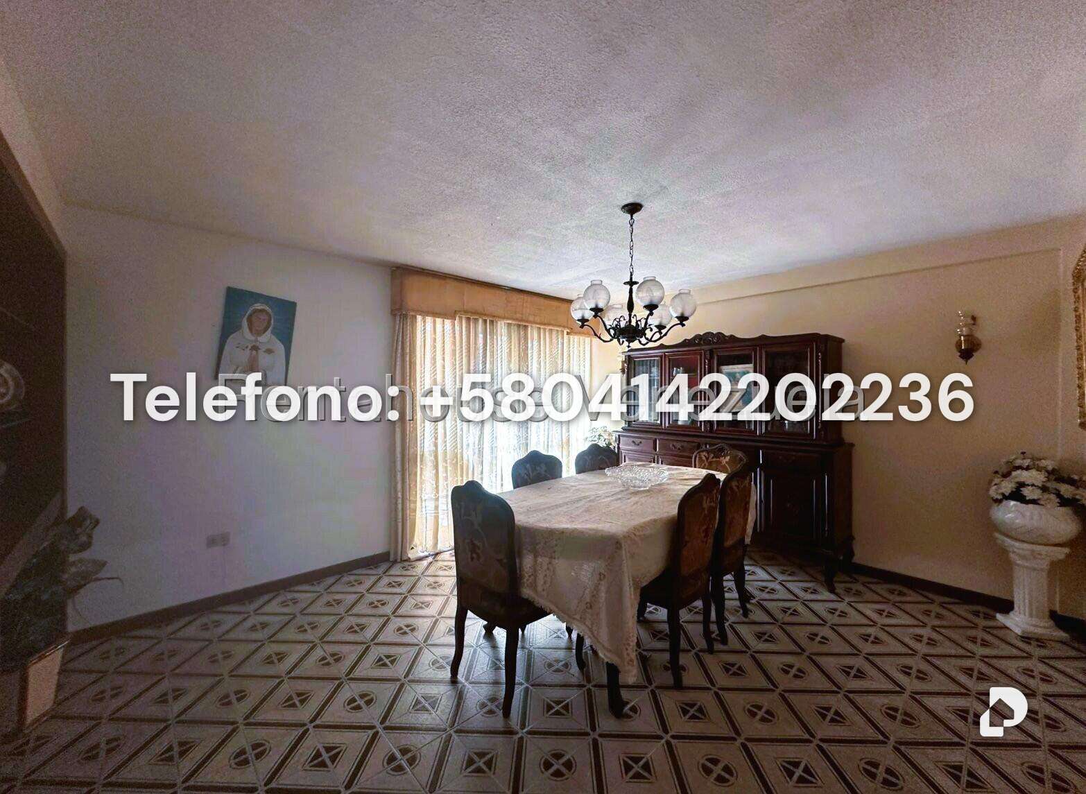 Casa en Alto Prado, Caracas – 17