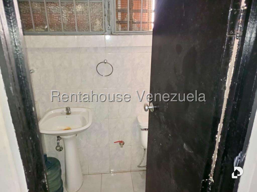 Building in Parroquia Catedral, Caracas – 24
