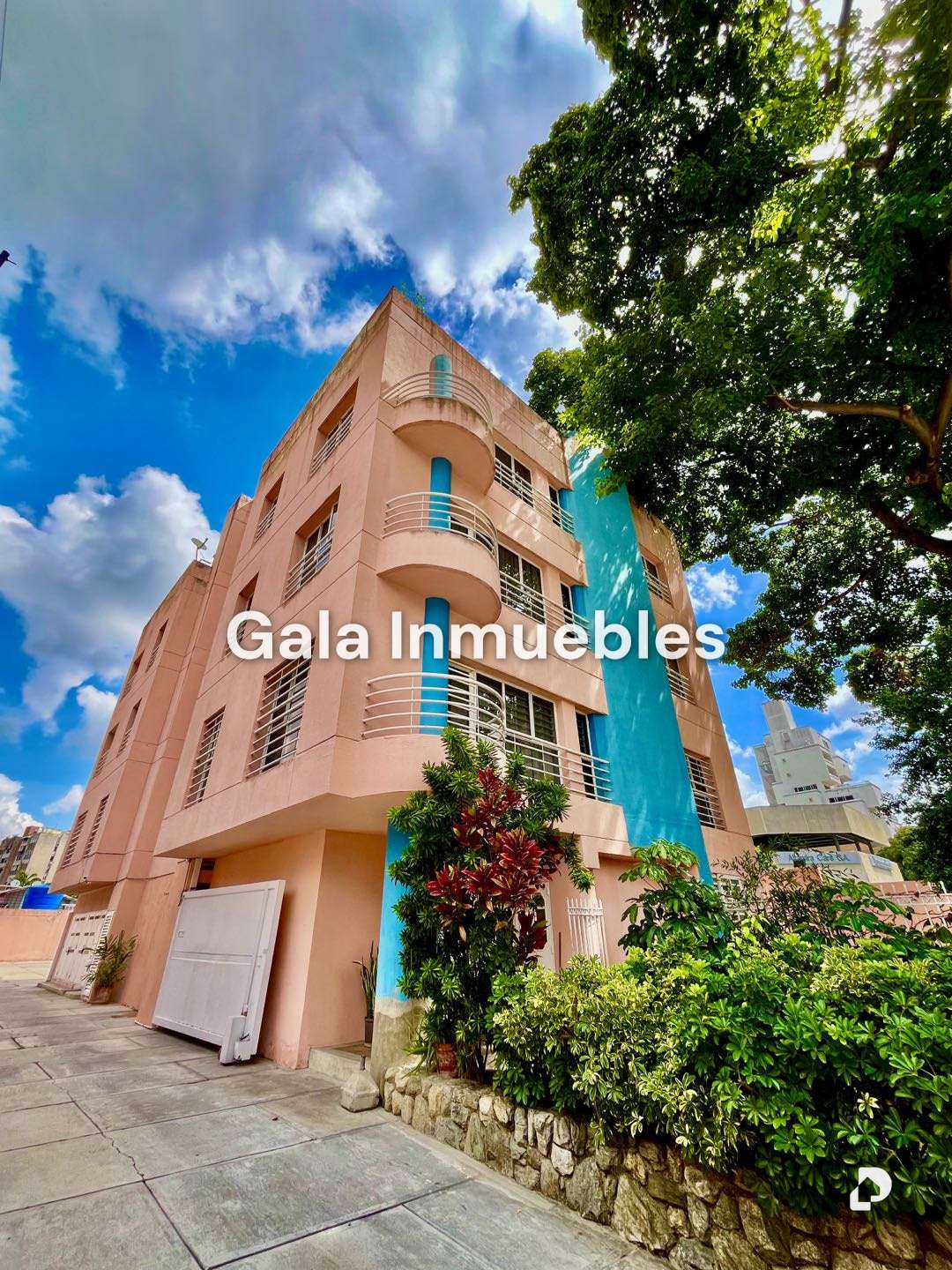 Edificio en Altamira, Caracas – 2