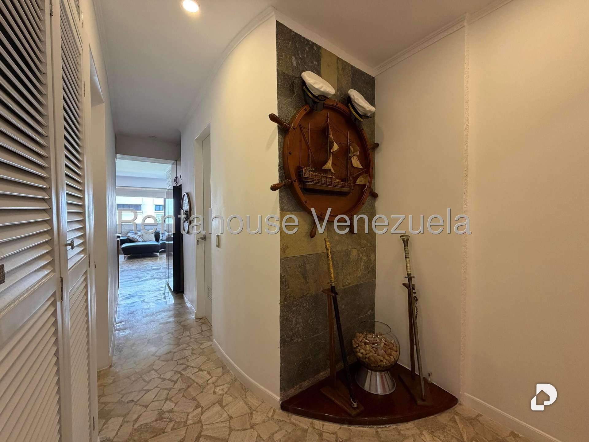 Apartamento en El Rosal, Caracas – 20