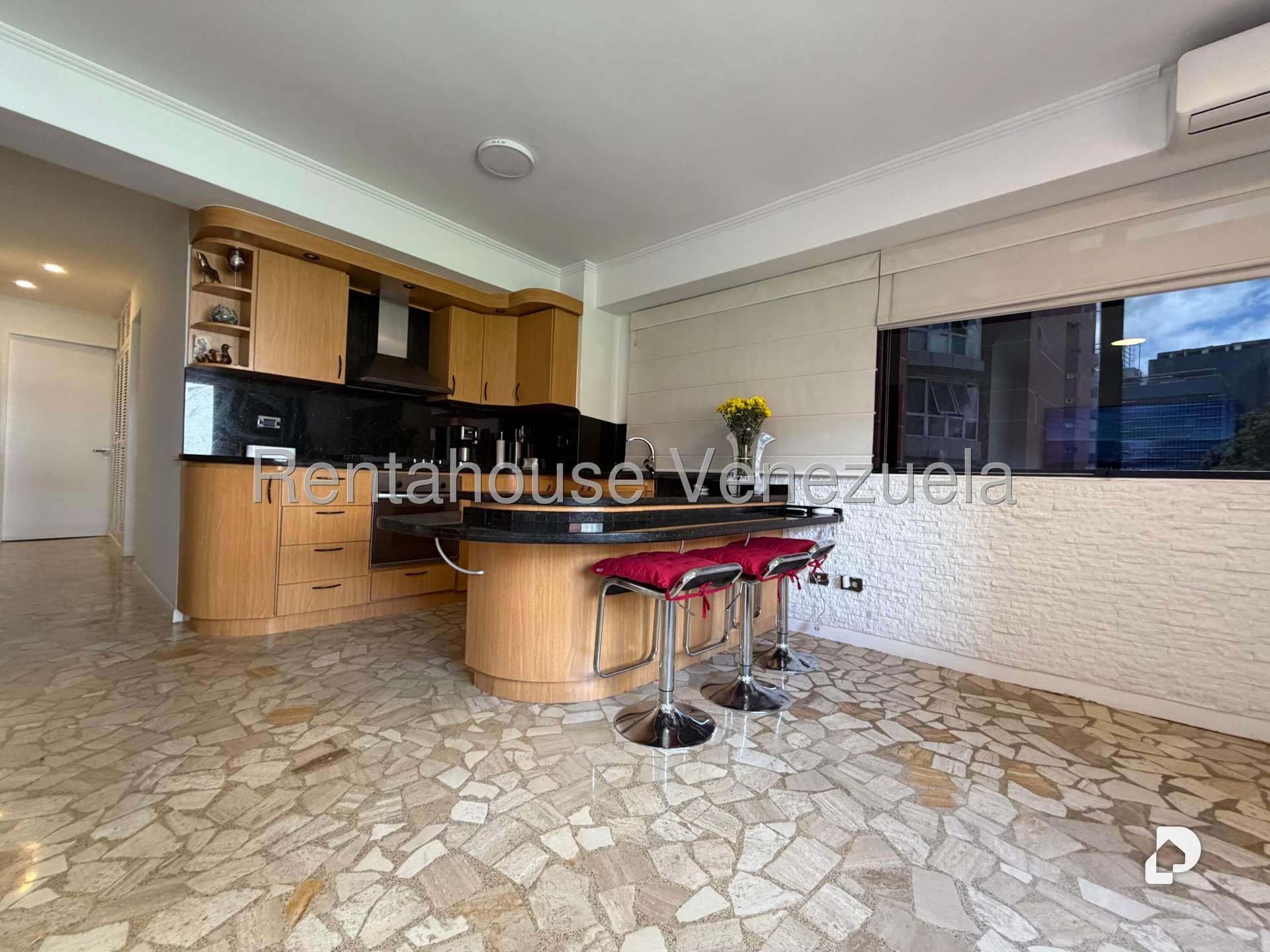 Apartamento en El Rosal, Caracas – 12