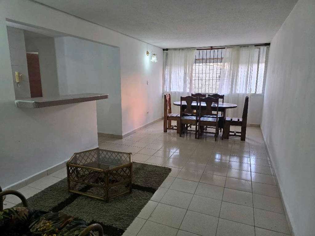 Apartamento en Los Andes, Valencia - 1