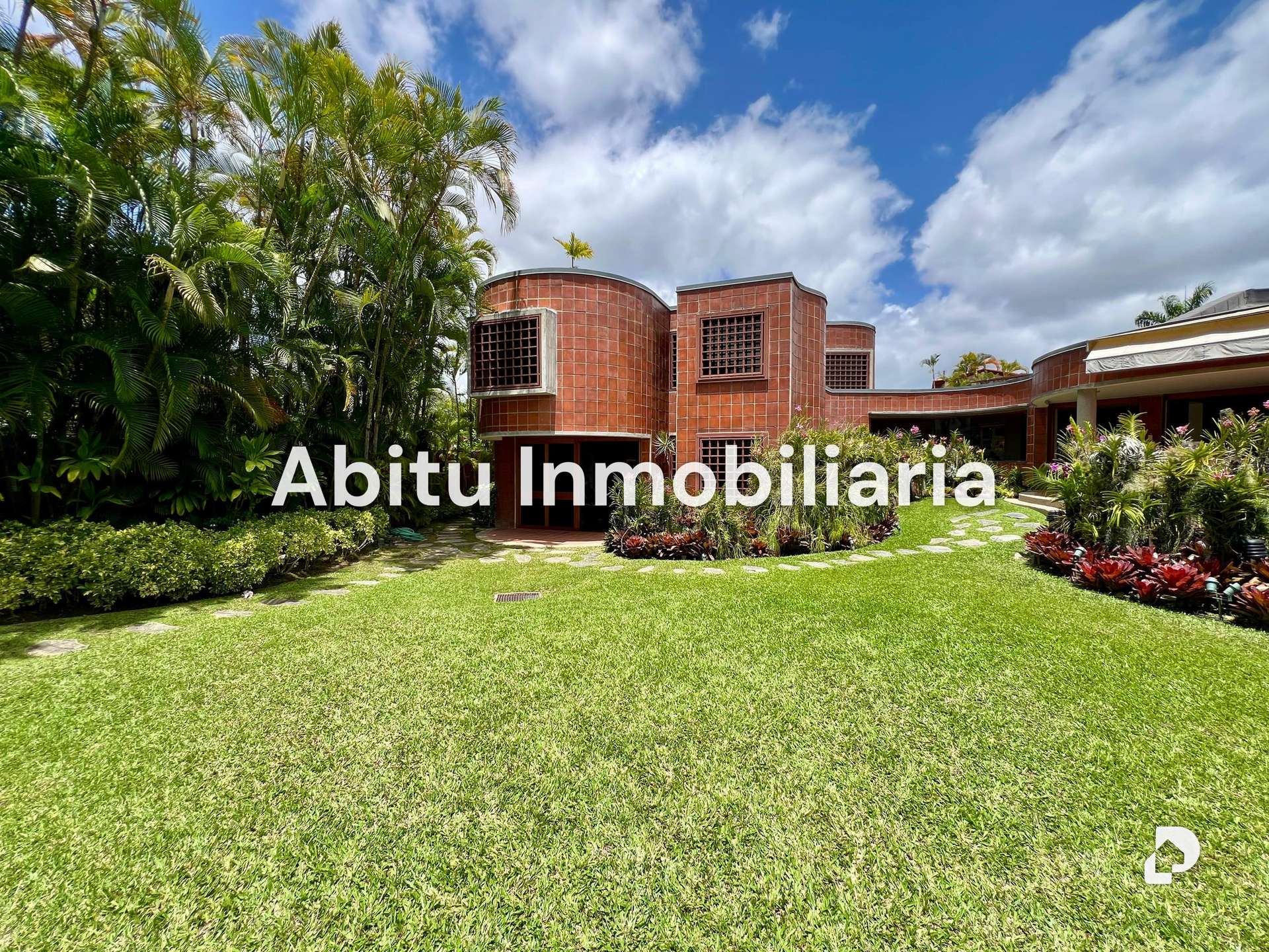 Casa en Lomas del Mirador, Caracas – 1