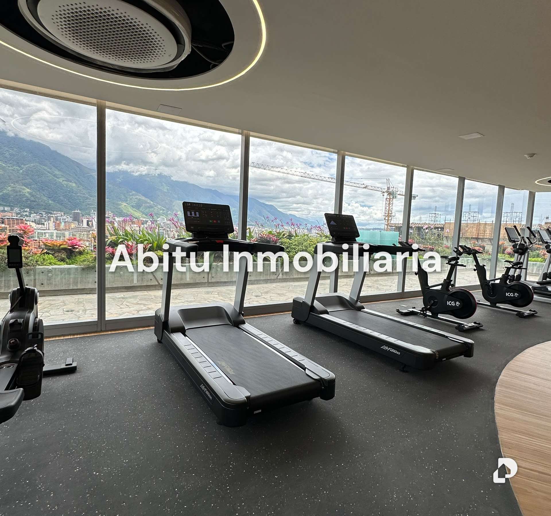 Apartamento en Las Mercedes, Caracas – 11