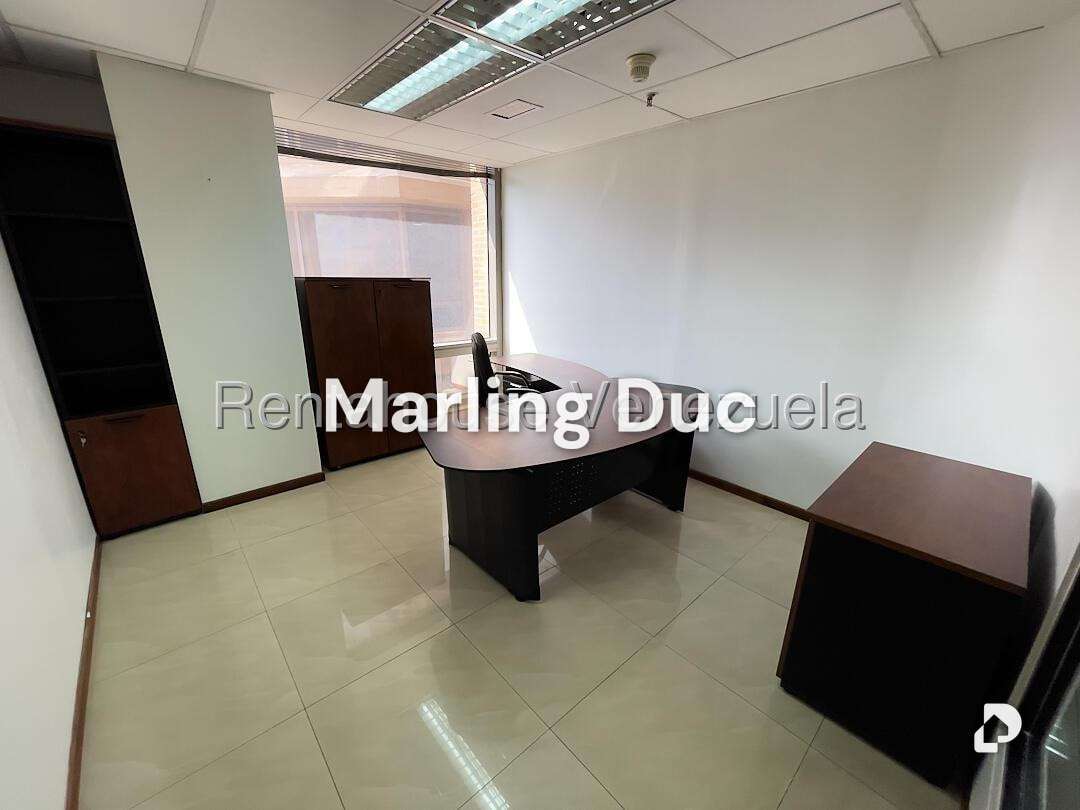 Oficina en Chacao, Caracas – 11