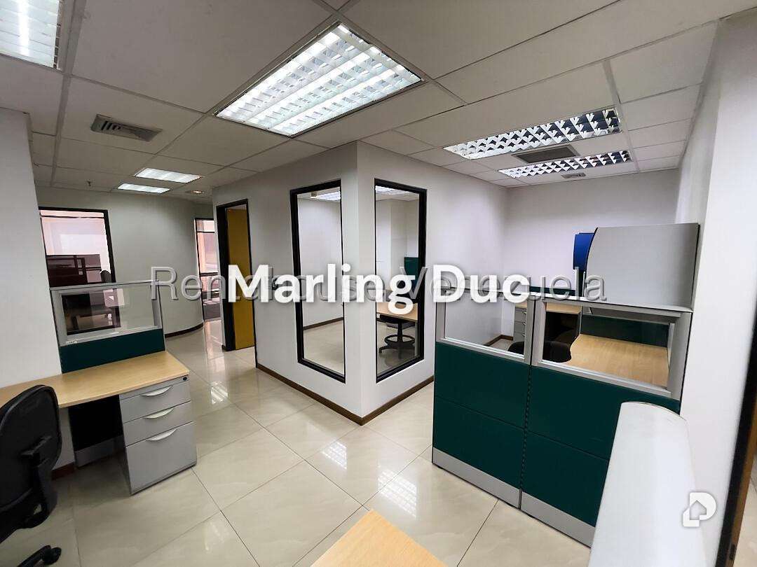 Oficina en Chacao, Caracas – 17